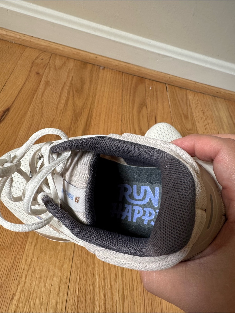 Brooks Women's Anthem 6 Athletic Running Shoes - Picture 6 of 7